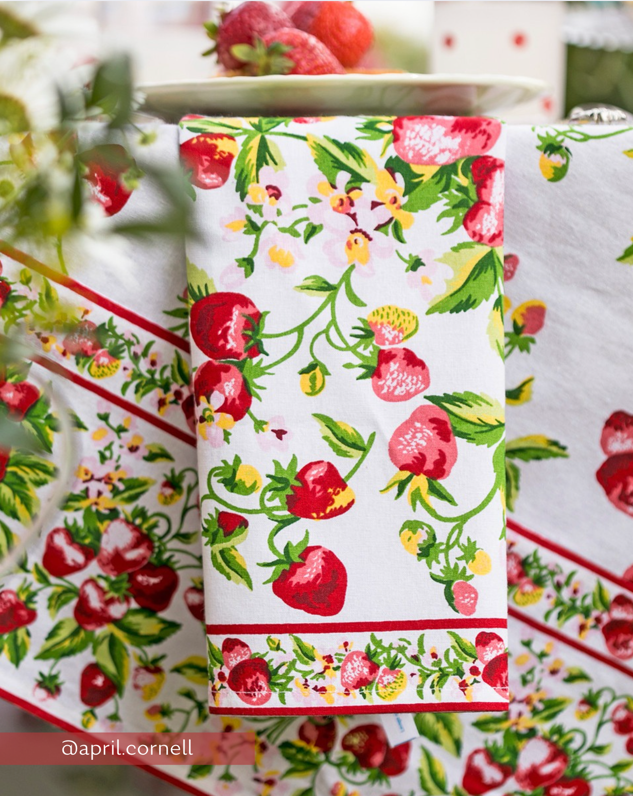 Strawberry Basket 54" Tablecloth